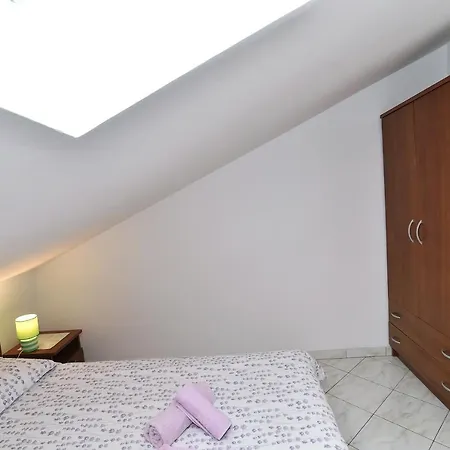 Apartment Luni Ii *