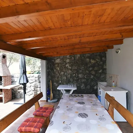 Luni Ii Apartmán Baška