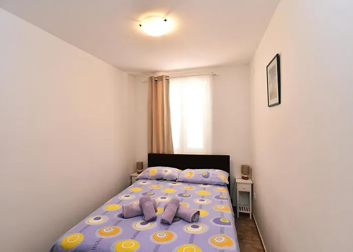 Luni Ii Apartman Baška